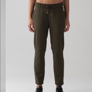Lululemon On The Fly Pant